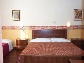 Benz Bungalow - Image 5