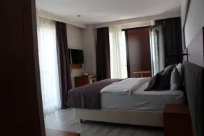 Grand Ravza Hotel - Image 5