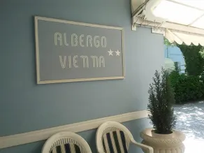 Hotel Vienna - Image 4