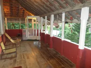 Sarras Guest House - Image 2