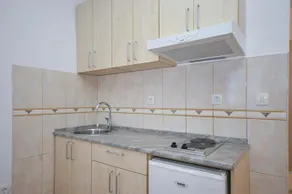 D&D Apartments Budva 4 - Image 3