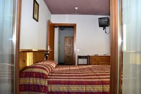 Park Hotel - Image 2