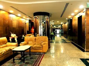 Dubai Palm Hotel - Image 5