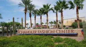 Route 66 Oasis in Downtown Gilbert with Heated Pool & Mini Golf - Image 4