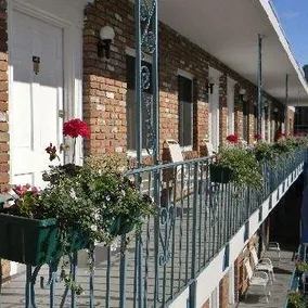 Saratoga Downtowner - Image 4