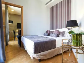 Uma Suites Luxury Midtown - Image 3