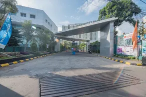 RedDoorz Apartment @ The Suites Metro Soekarno Hatta - Image 2