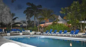 Flamboyant Beach House - Image 2