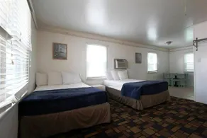 Beach Bum Motel - Image 4