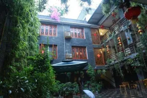 Red House - Image 2