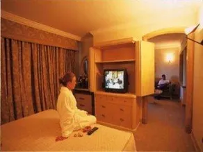 Hotel del Lago Resort & Casino - Image 4