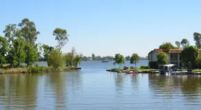 Cypress Townhouse 17 - Mulwala - Image 2