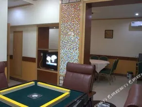 VIP Hotel - Image 3