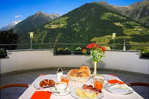 Hotel Garni Alpes - Image 3