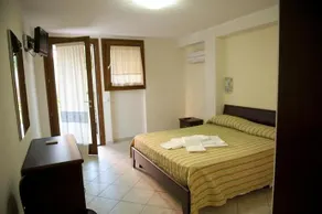 Casa Nostra - Image 3
