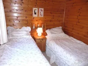 Mockerkin Tarn Luxury Log Cabin - Image 3