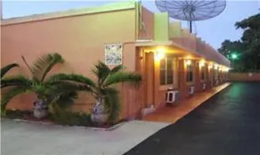 Saturn Motel - Image 3