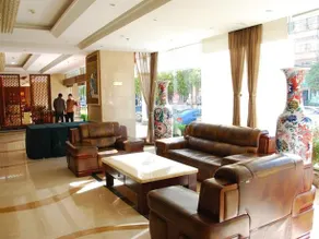 Lincang Hotel - Image 2