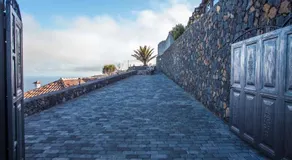 Los Torres II - Image 2