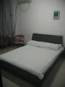 East Coach Terminal Hotel - Image 4
