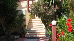 Mare Blue Apartments - Image 2