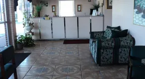 Relax Inn and Suites - Image 5