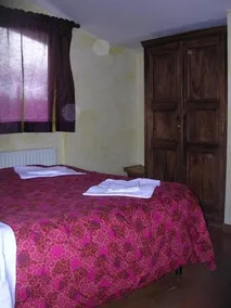 Villaggio Punta Del Lago - Image 2