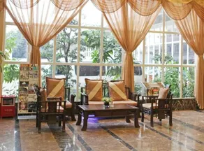 Kingsky Hotel Guangzhou - Image 2