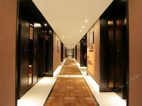 Vienna Theme Hotel - Image 3