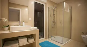 Villa White Marble - Image 5