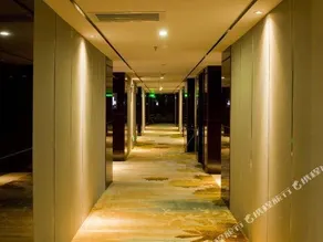 Man Cheng Hotel - Image 3