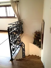 Selby Ave Guest House - Image 4