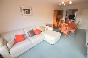 Peymans-The Airport Lodge - Image 4