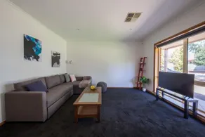 Roseview House - Image 4