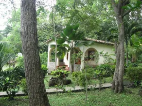 La Omaja Hotel and Restaurant - Image 5