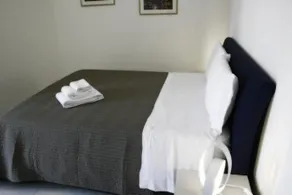B&B Young - Image 5