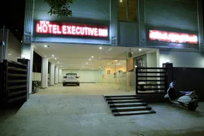 New Hotel Executive Inn - Image 3