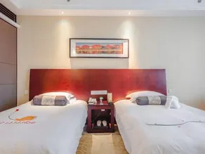 ORIENT HOTEL - Image 4