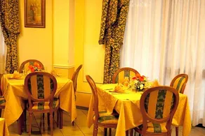 Hotel Michelangelo - Image 3