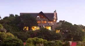 Pearl Moon Boutique Self-Catering Suites - Image 5