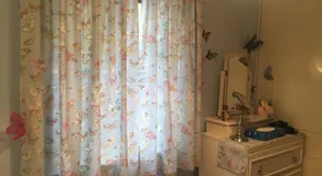 2 bedrooms apartment with free parking - Image 5