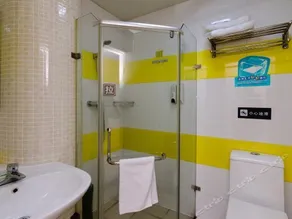 Lexing Lesu Fashion Hotel - Image 5