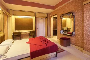 Darshan Palace - Image 3