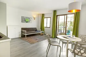 Xaloc Apartments - Image 2