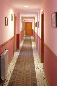 Hotel Linda Sorrento - Image 2