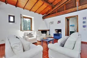 Pimpinnacolo Gardens - My Extra Home - Image 2