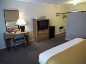 Hiawatha Motel - Image 5