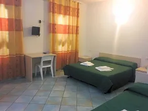 Hotel Villamarina - Image 4