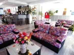 Blue Horizon Hotel - Image 3