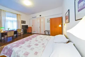 Sesame Inn - Image 4
